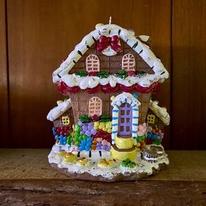 Vintage Gingerbread House Candle
